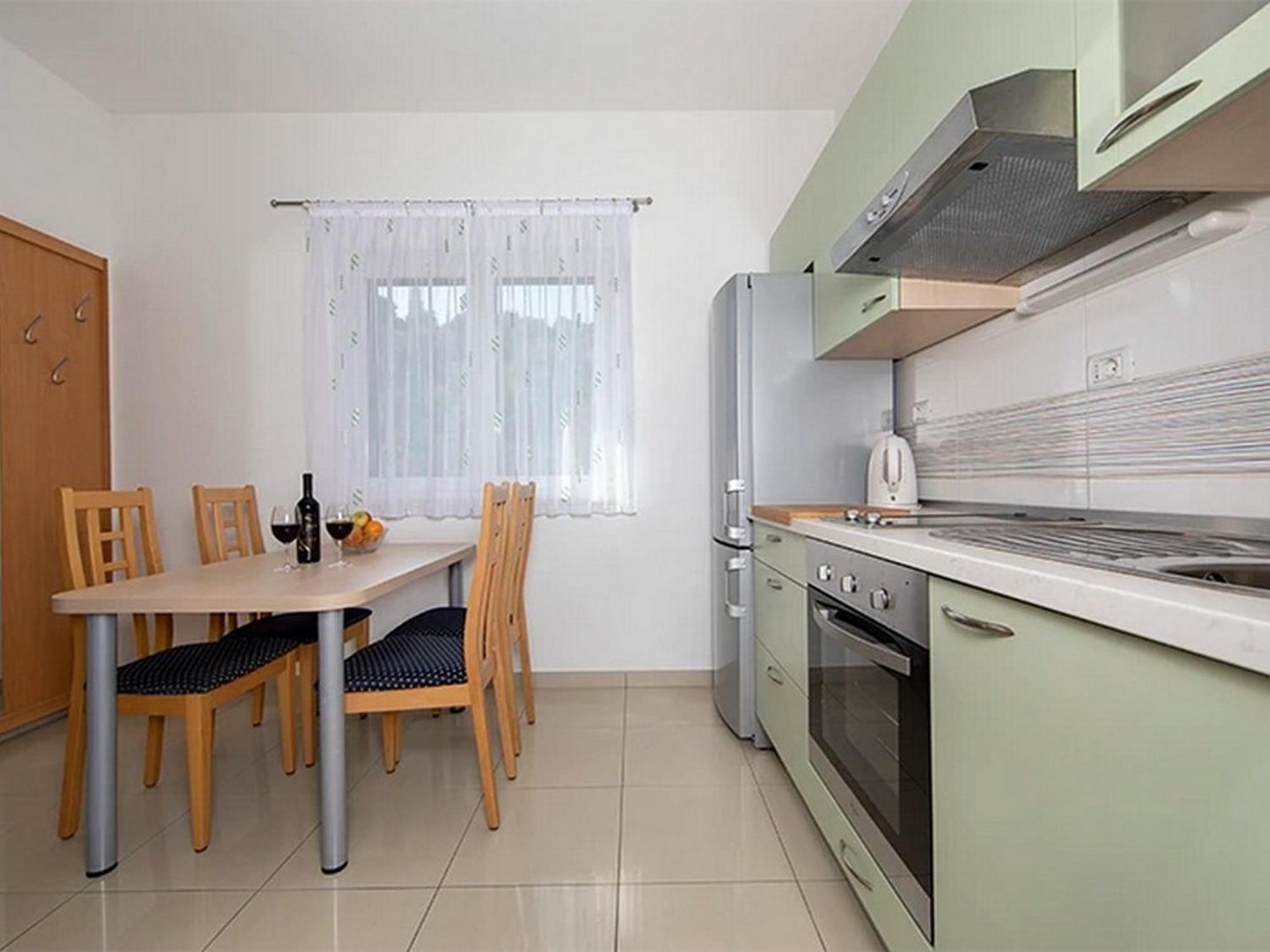 Apartments By The Sea Igrane, Makarska - 17292 Room photo