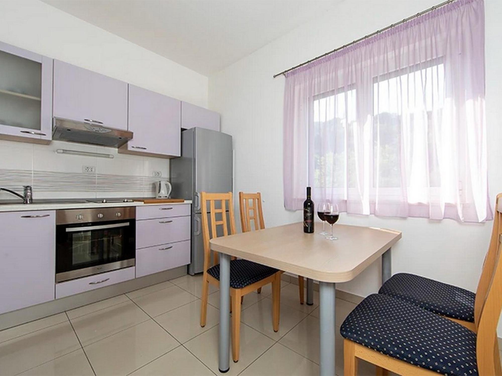 Apartments By The Sea Igrane, Makarska - 17292 Room photo
