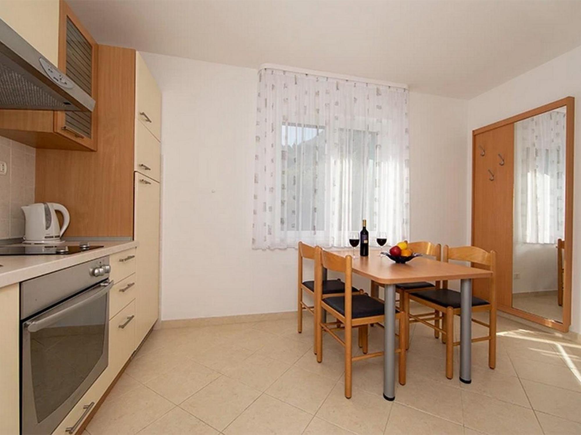 Apartments By The Sea Igrane, Makarska - 17292 Room photo