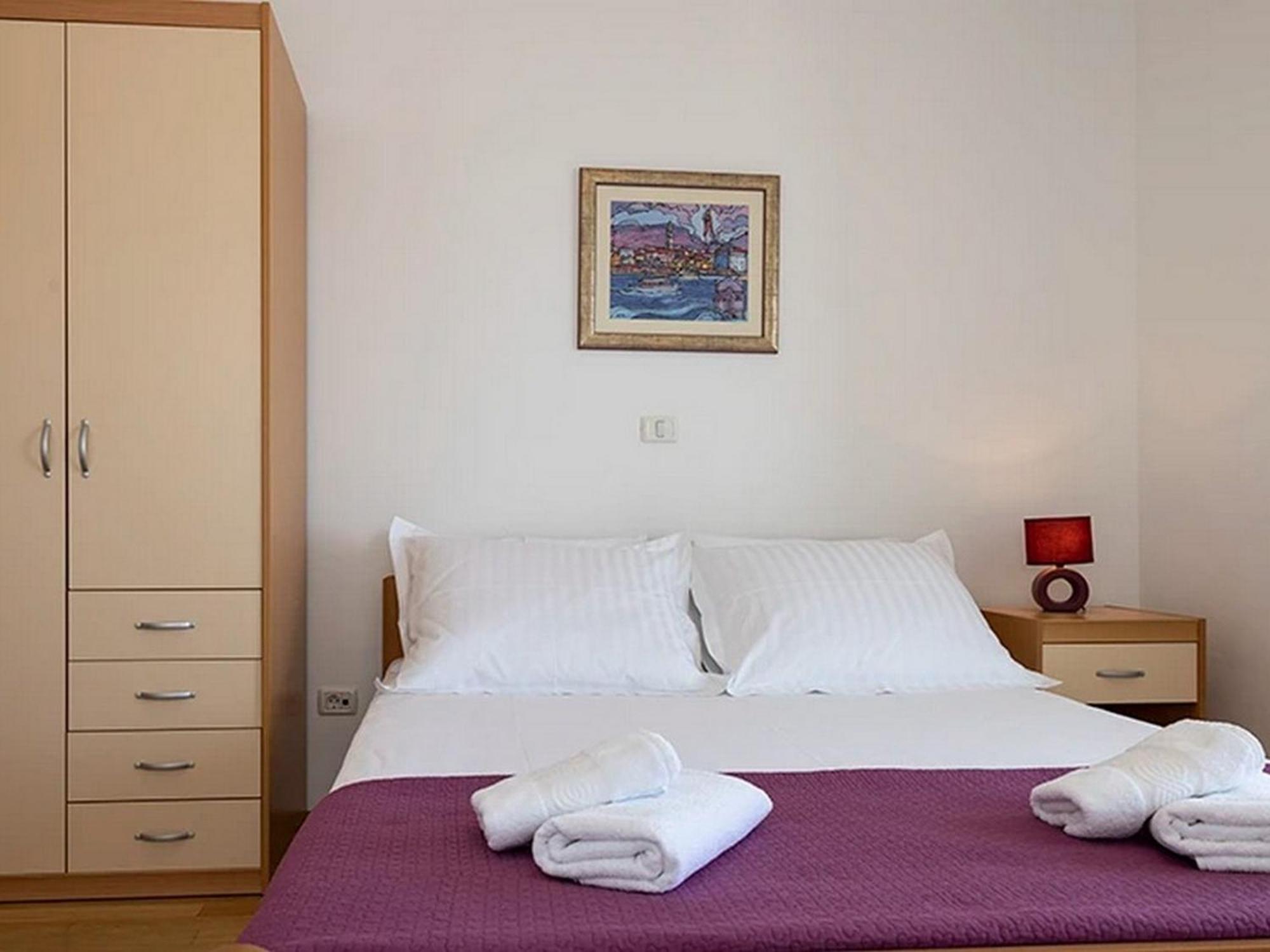 Apartments By The Sea Igrane, Makarska - 17292 Room photo